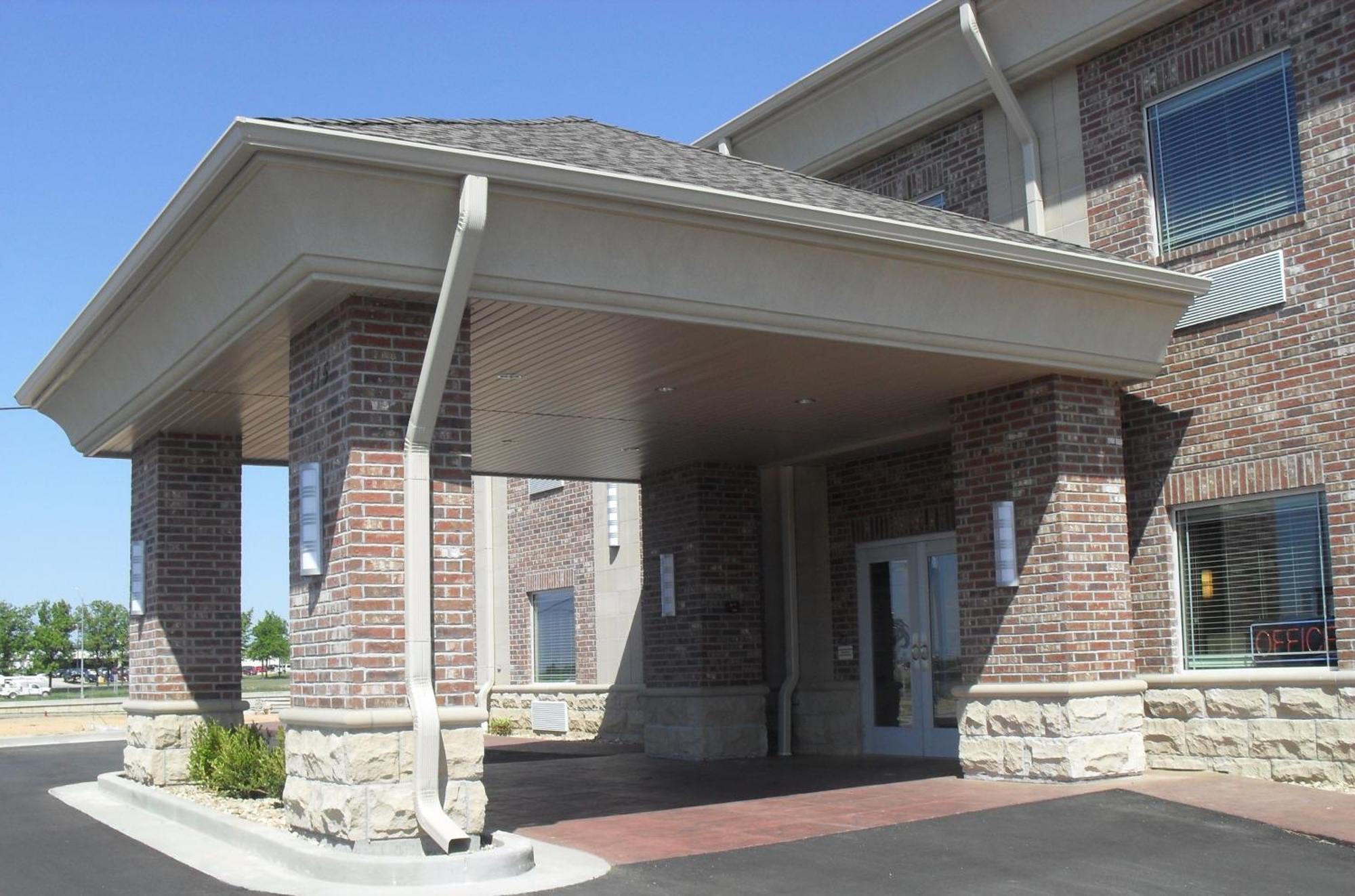 Bell'S Extended Stay And Suites St. Robert Extérieur photo