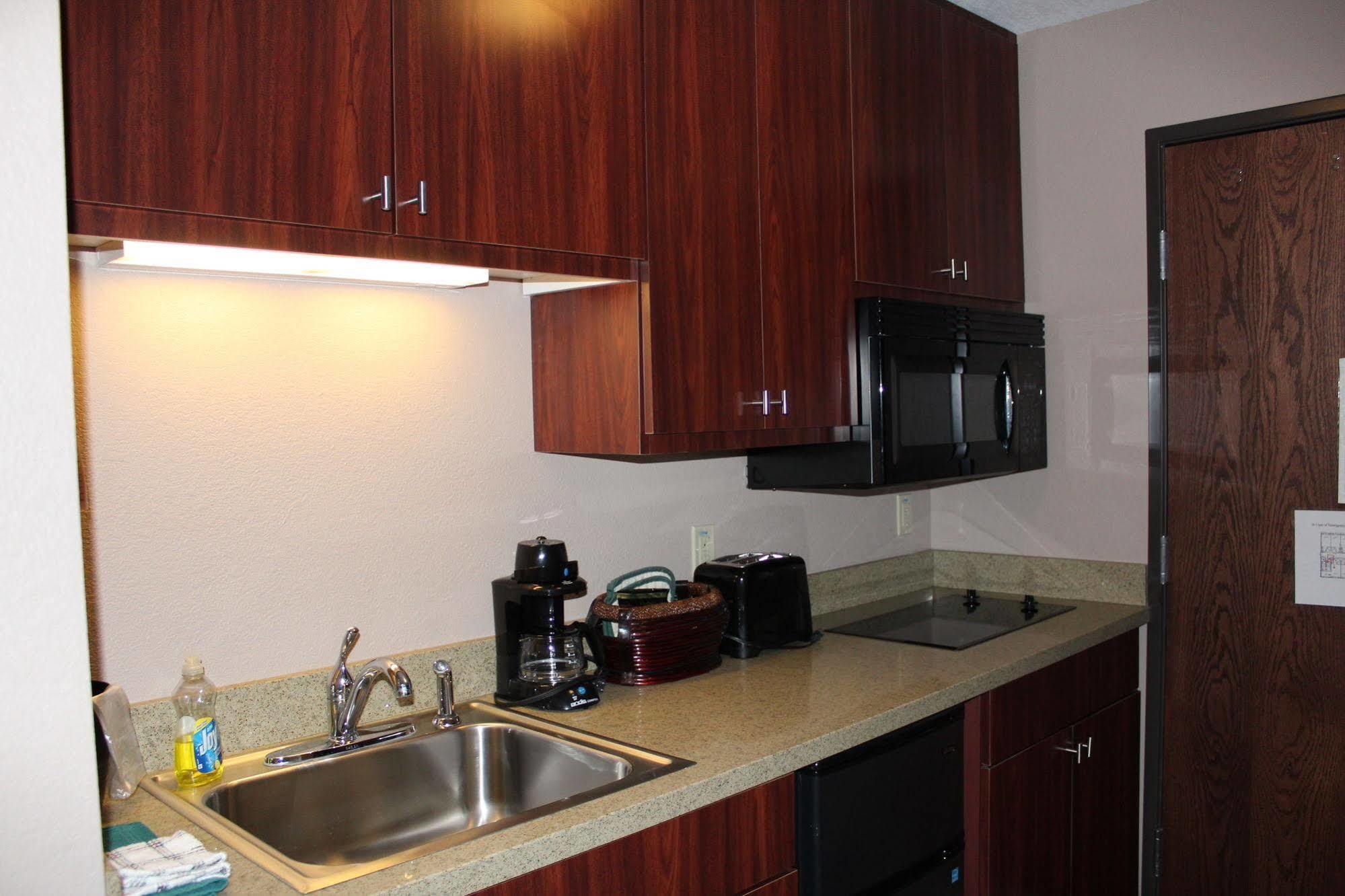 Bell'S Extended Stay And Suites St. Robert Extérieur photo