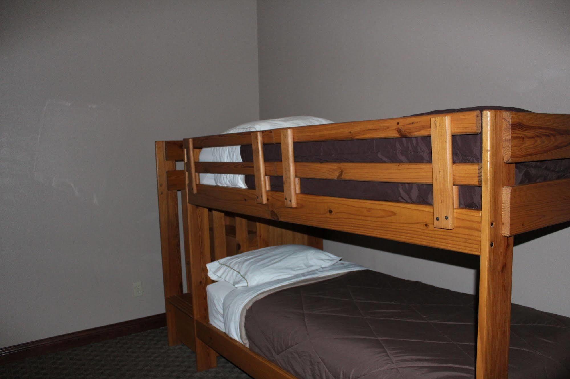 Bell'S Extended Stay And Suites St. Robert Extérieur photo