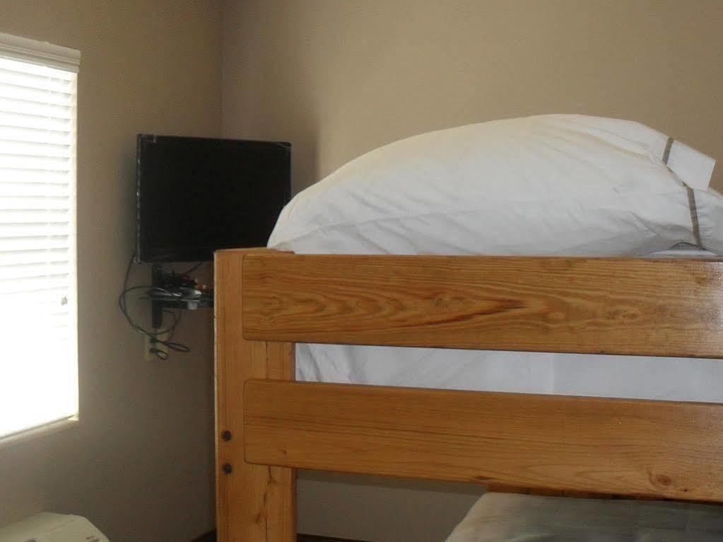 Bell'S Extended Stay And Suites St. Robert Extérieur photo